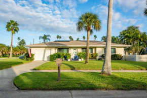 Driftwood Dreams Beach House - Full Month Rental